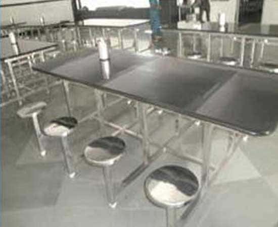 10 Seated Dinning Table